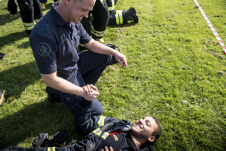 "With the grant for the project "Fire cadets in Denmark" VELUX FONDEN wish to motivate more young people from a number of the country's social housing areas to be part of a fire cadet corps. The young people will be trained in values such as courage, respect, solidarity and discipline. Through their participation in a fire cadet corps, we hope that they will be motivated and inspired in relation to education and future employment, "says director of VELUX FONDEN, Ane Hendriksen.