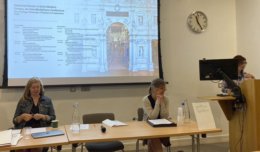 Billedet er taget på en konference om historiske dramaer i Europa på Oxford Universitet i 2023. 